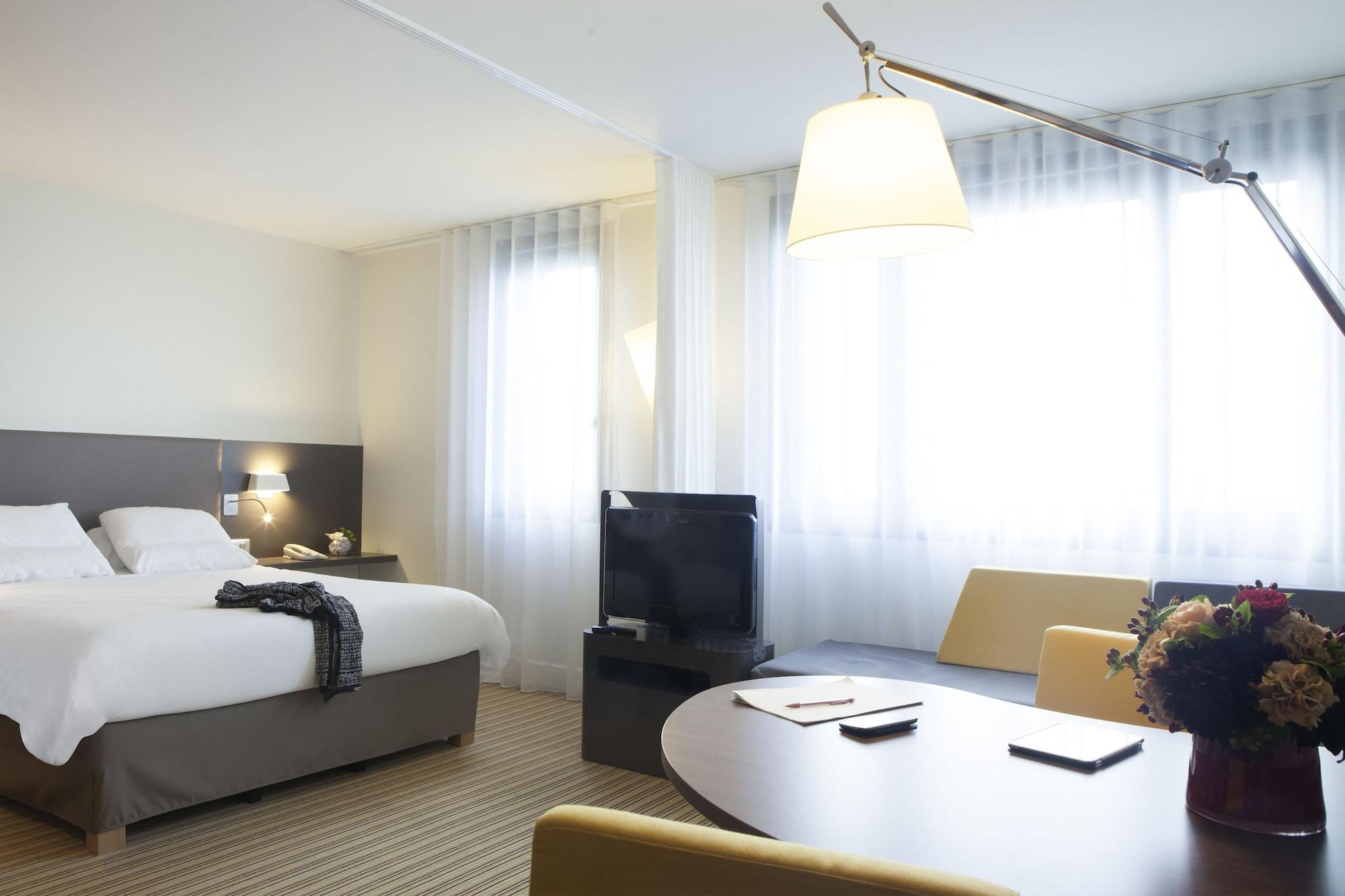 Hotel Novotel Paris Nord 18ème 4*